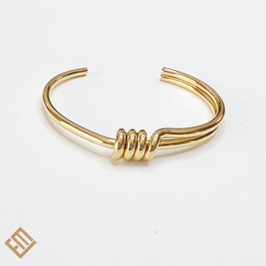 Elegant knot Cuff Bracelet