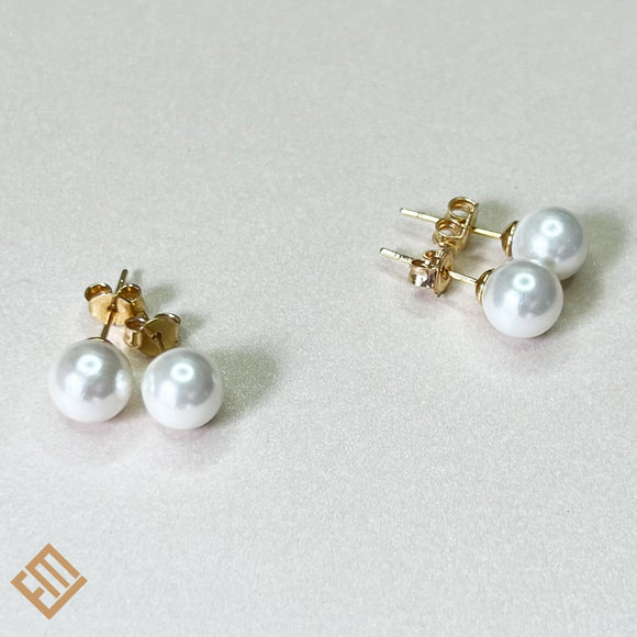 Freshwater Pearl Stud Earrings