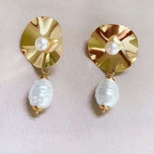 Baroque Pearl Round Earrings